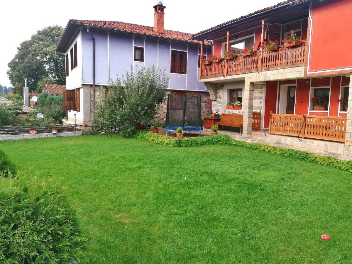 Hotel Радкината Къща Koprivshtitsa Exterior foto