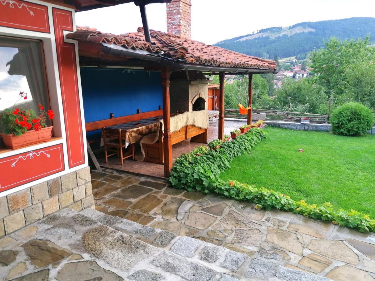 Hotel Радкината Къща Koprivshtitsa Exterior foto