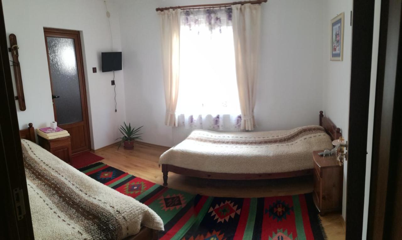 Hotel Радкината Къща Koprivshtitsa Exterior foto